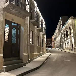 New House In Old טביליסי