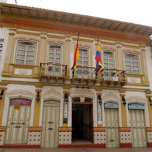 *** Hotel La Orquidea Equador