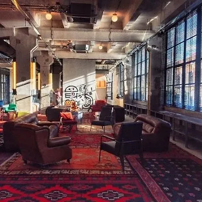 Fabrika Hostel & Suites Tbilisi Georgien