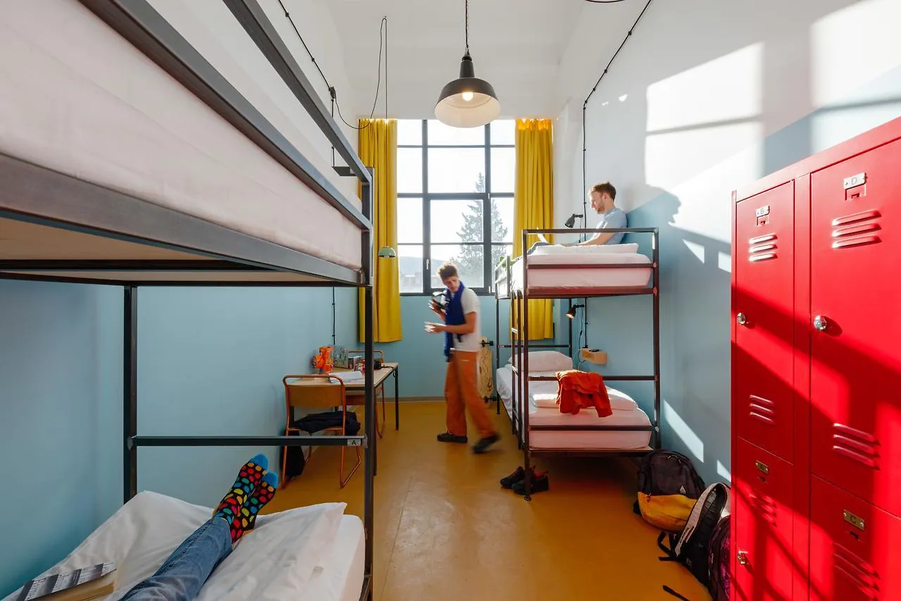 Fabrika Hostel & Suites 第比利斯